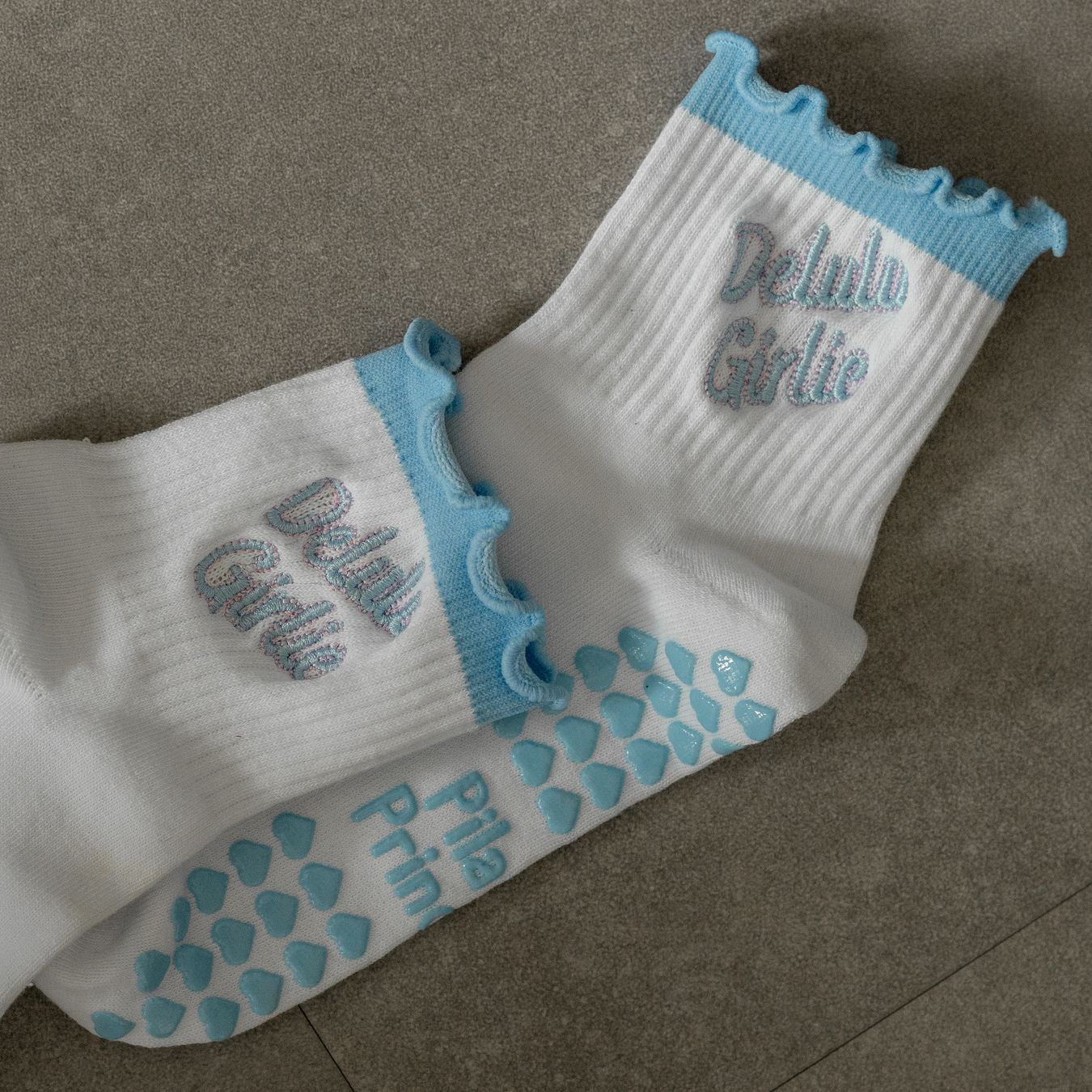 Delulu Girlie Grip Socks