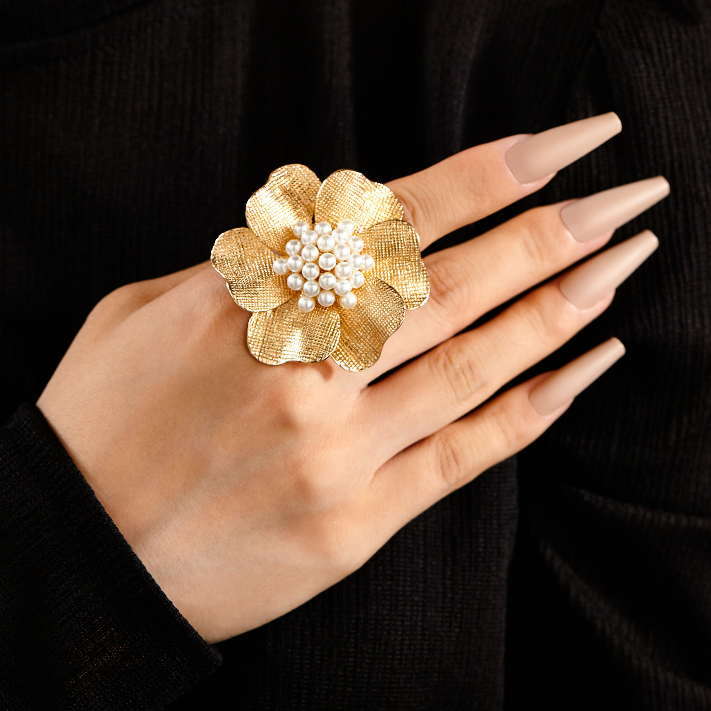 HOMECOMING GOLD FLOWER RING