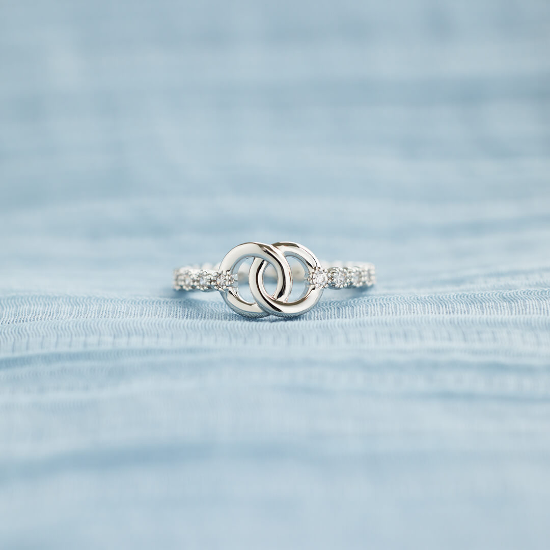 DAINTY PAVE INTERLOCKING RING-MOTHER & DAUGHTER FOREVER LINKED